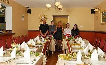 Goscinne Via Steso